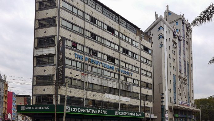 A street in Nairobi central business district (file photo)