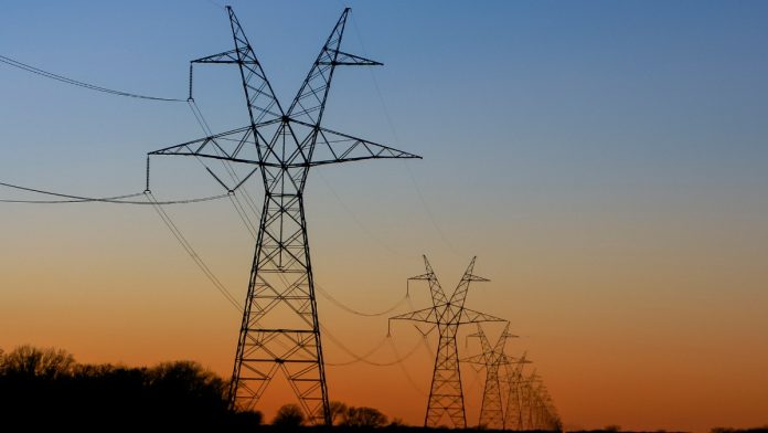 Transmission towers at sunset in East Texas (file photo)