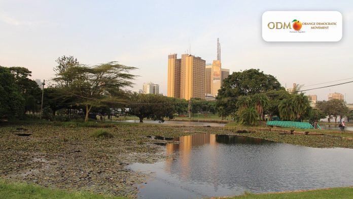 The lake at Uhuru Park in Nairobi at sunset